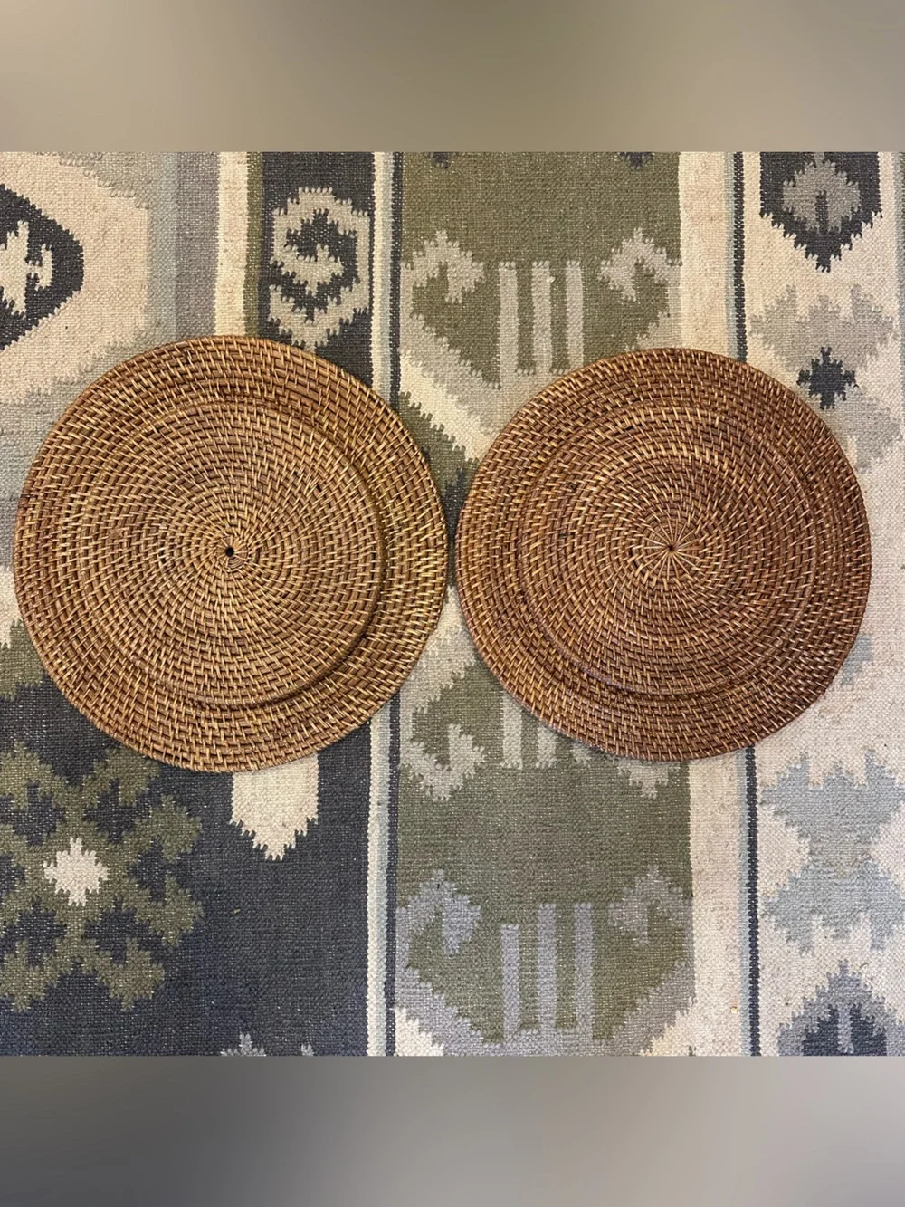 Set of 2 Hand Woven Rattan Charger Plates Natural Wicker Boho Table Decor 13”